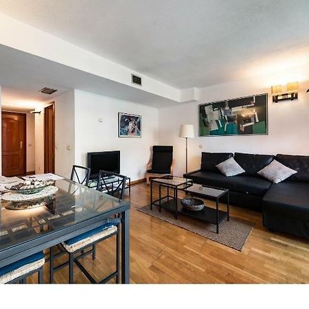 Prado Museum Air Apartment Madrid Exterior foto