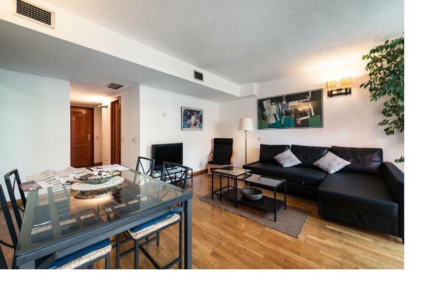 Prado Museum Air Apartment Madrid Exterior foto