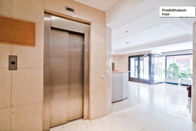 Prado Museum Air Apartment Madrid Exterior foto